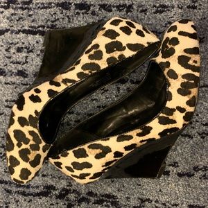 White House Black Market Leopard Print Wedges sz7